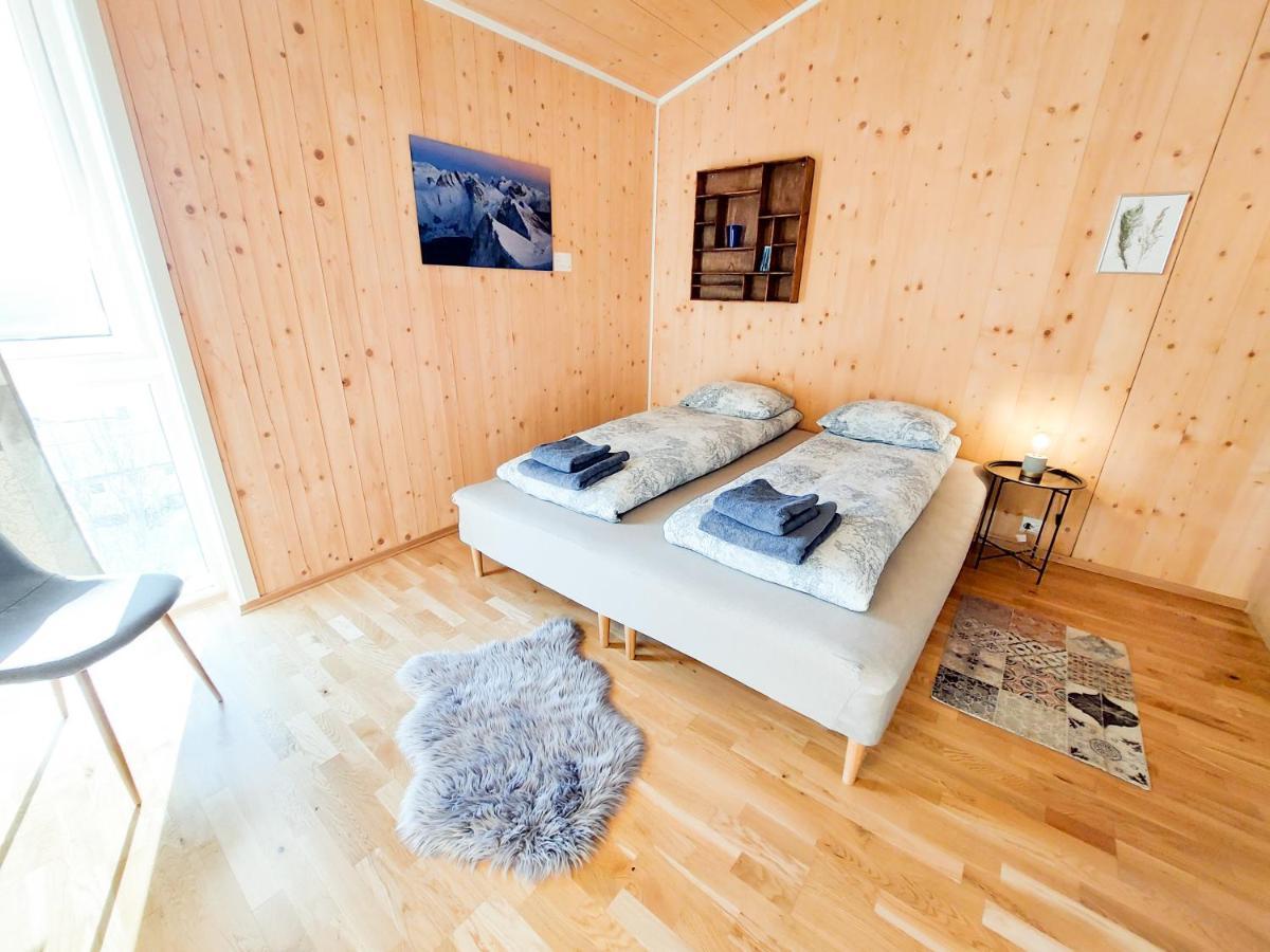 Destination Senja - Stonglandseidet Apartment Exterior photo