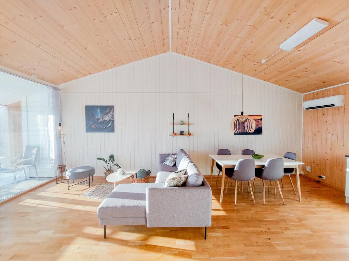 Destination Senja - Stonglandseidet Apartment Exterior photo
