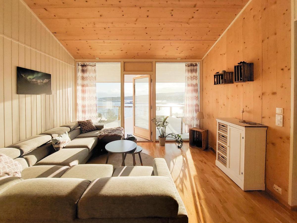 Destination Senja - Stonglandseidet Apartment Exterior photo