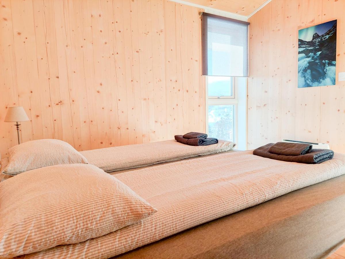 Destination Senja - Stonglandseidet Apartment Exterior photo
