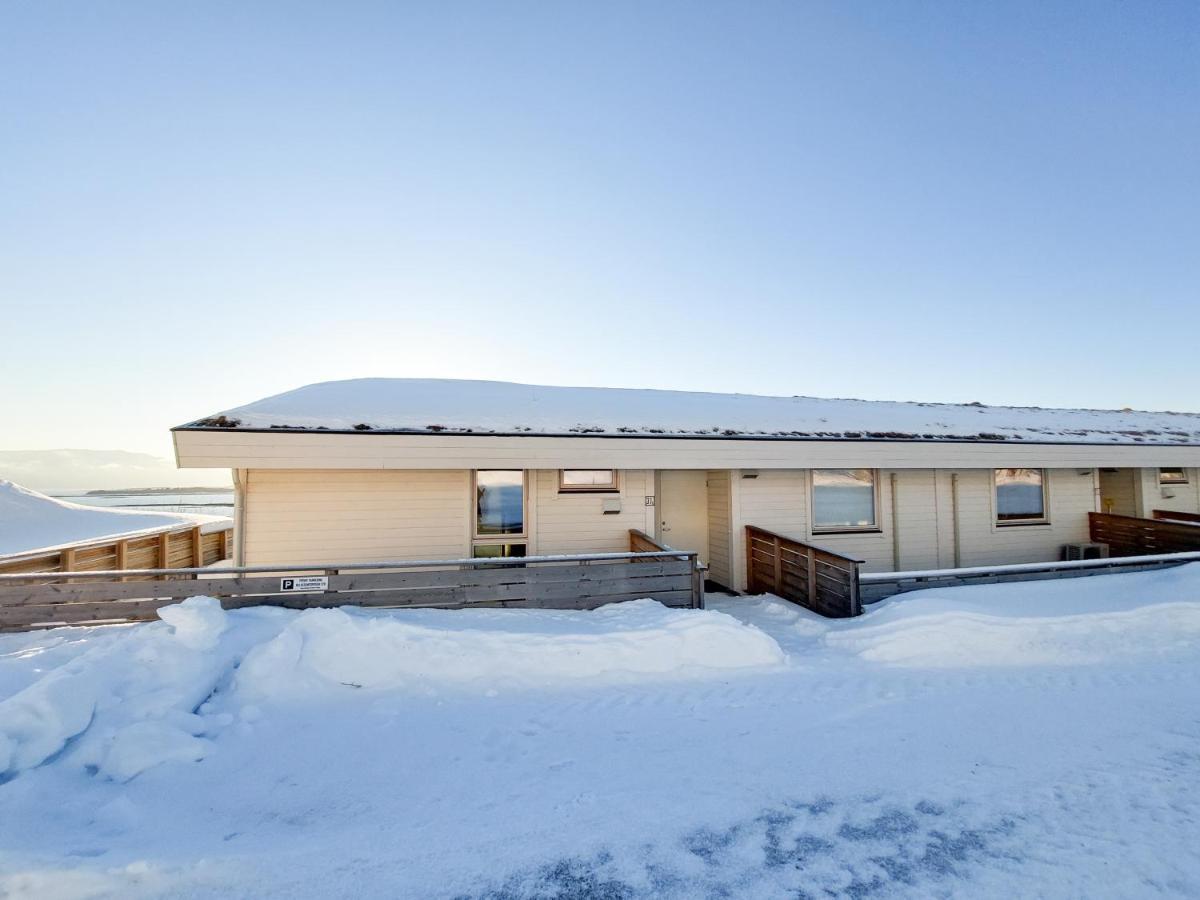 Destination Senja - Stonglandseidet Apartment Exterior photo