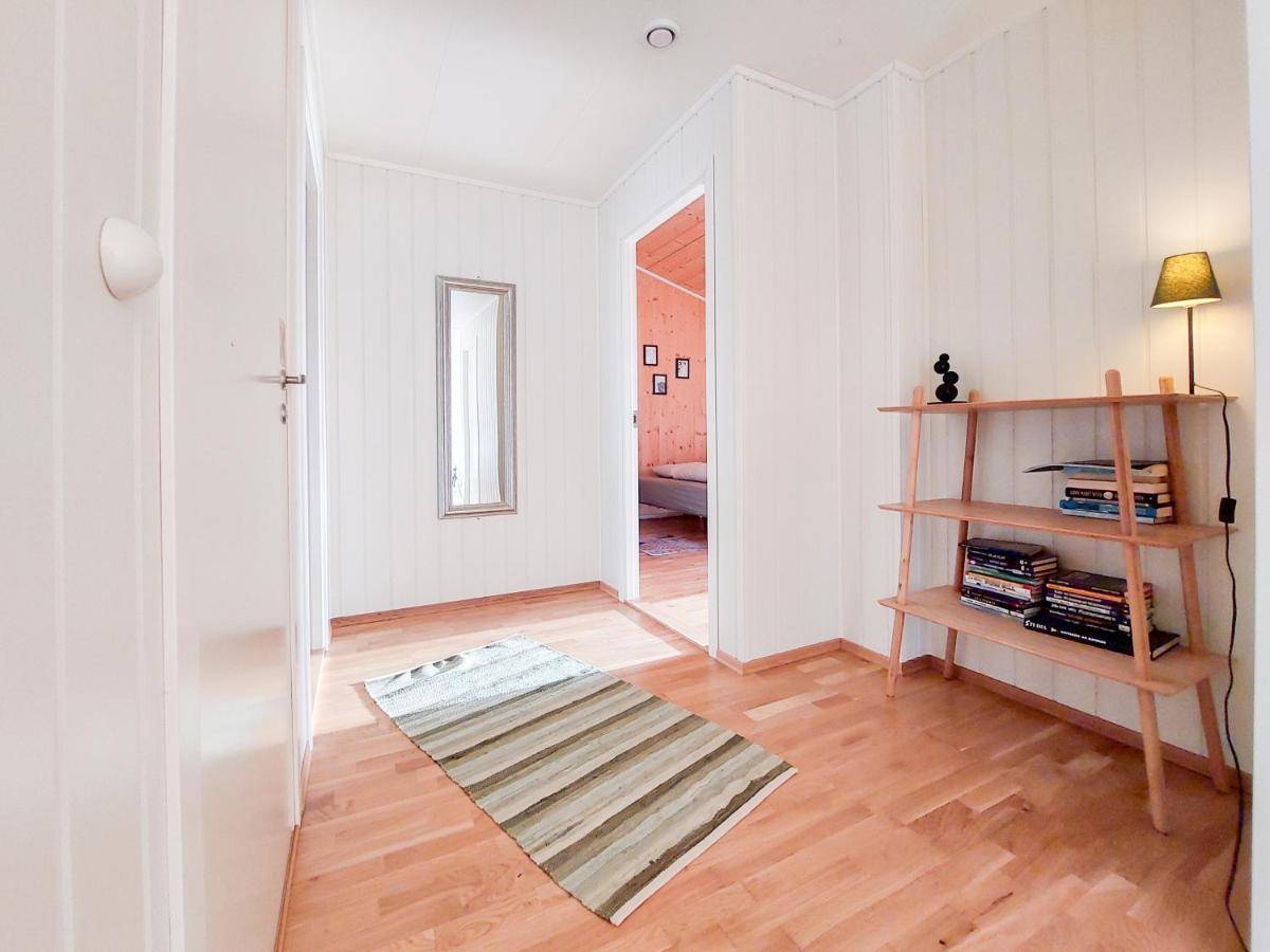 Destination Senja - Stonglandseidet Apartment Exterior photo