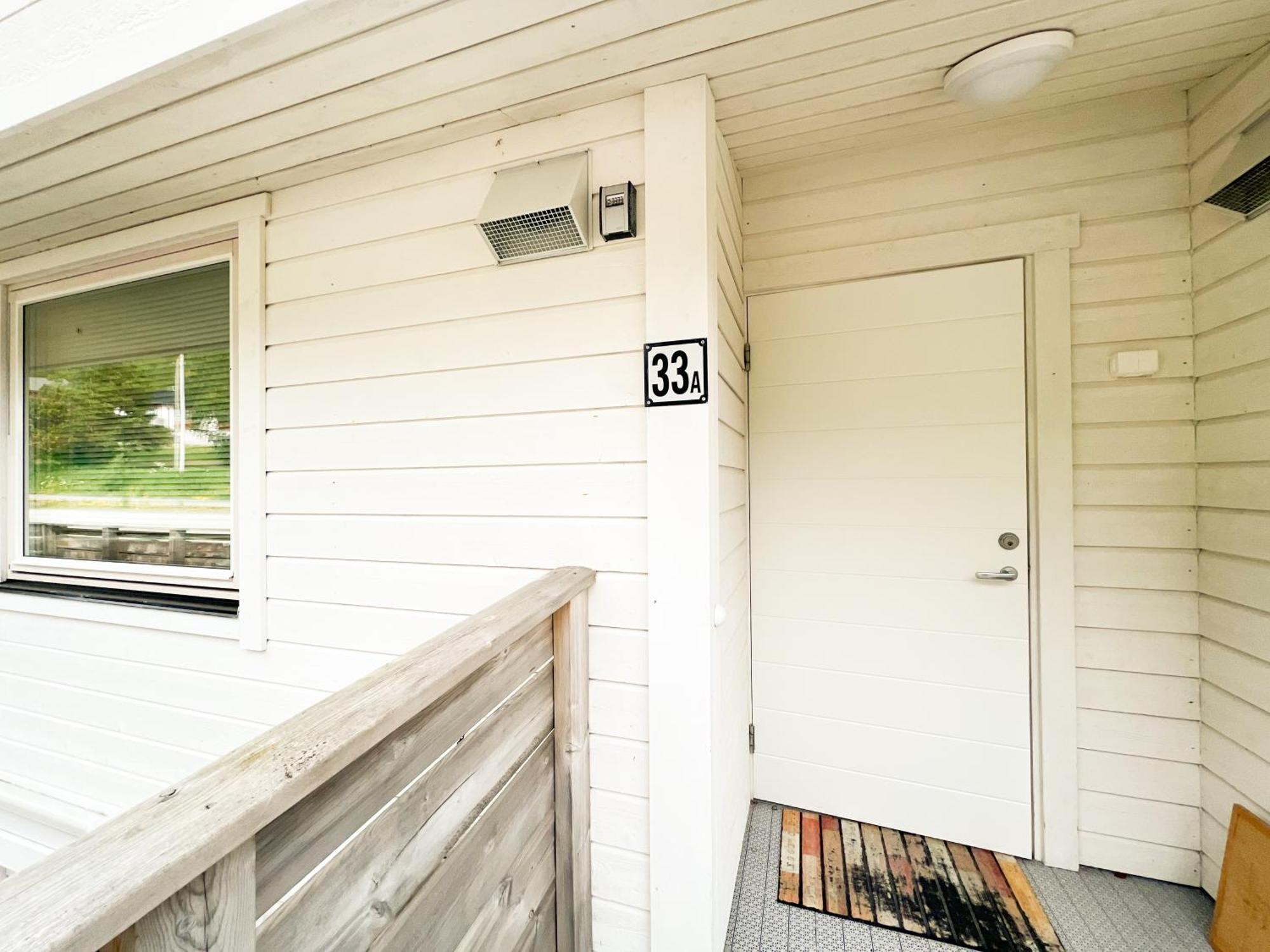 Destination Senja - Stonglandseidet Apartment Exterior photo