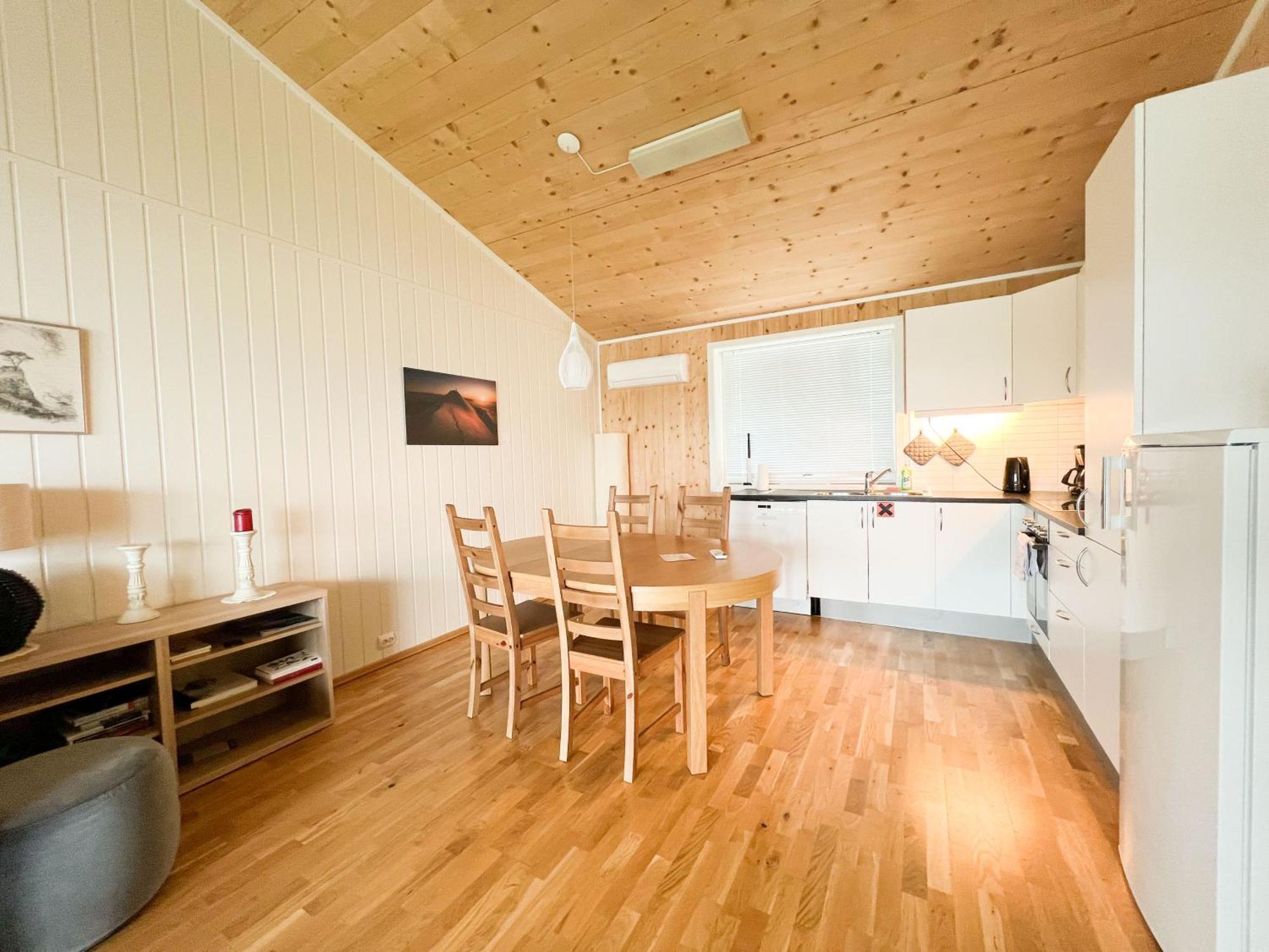 Destination Senja - Stonglandseidet Apartment Exterior photo