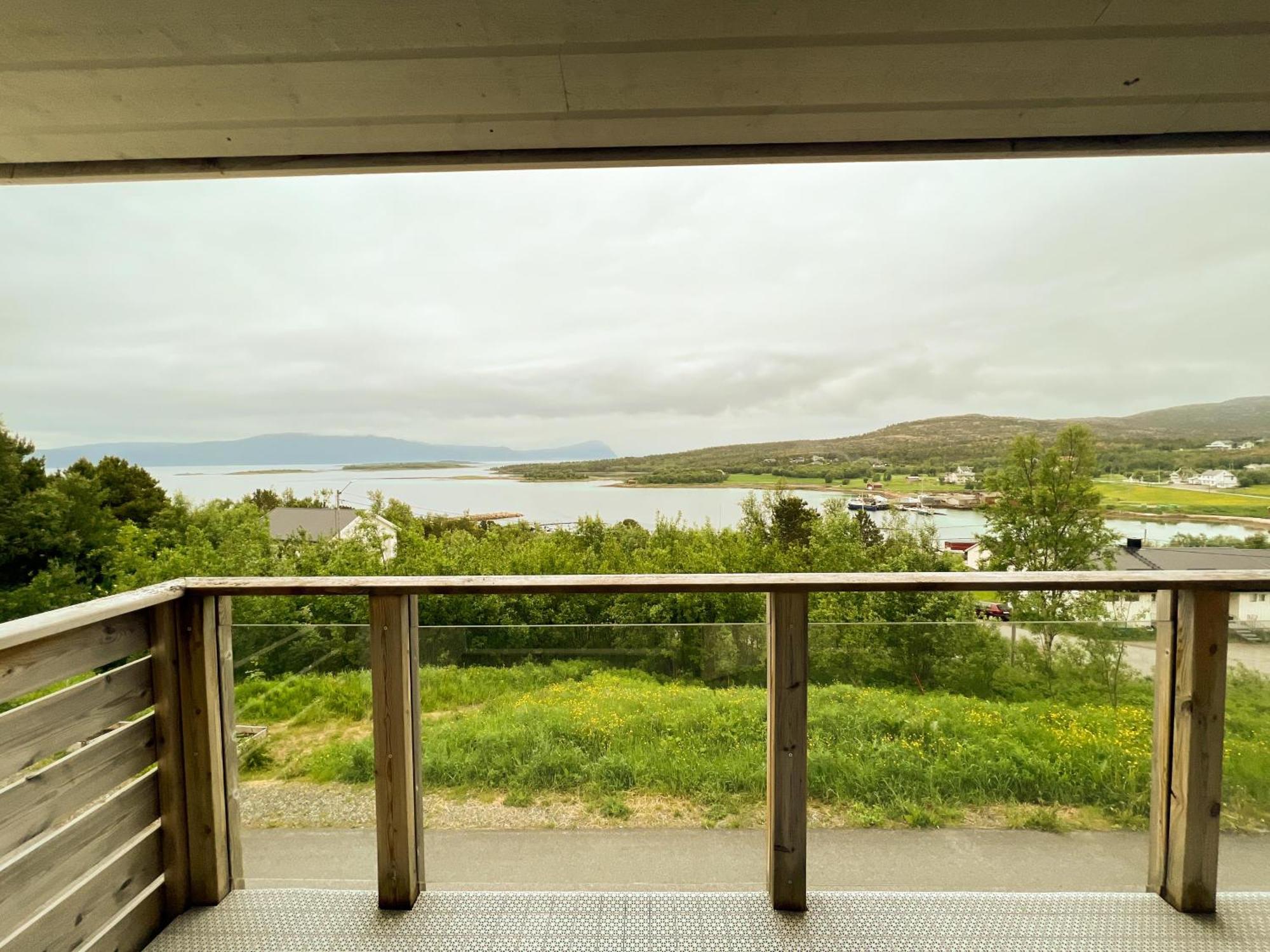 Destination Senja - Stonglandseidet Apartment Exterior photo